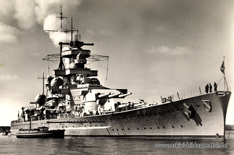 Ak Blick aufs deutsche Schlachtschiff Scharnhorst